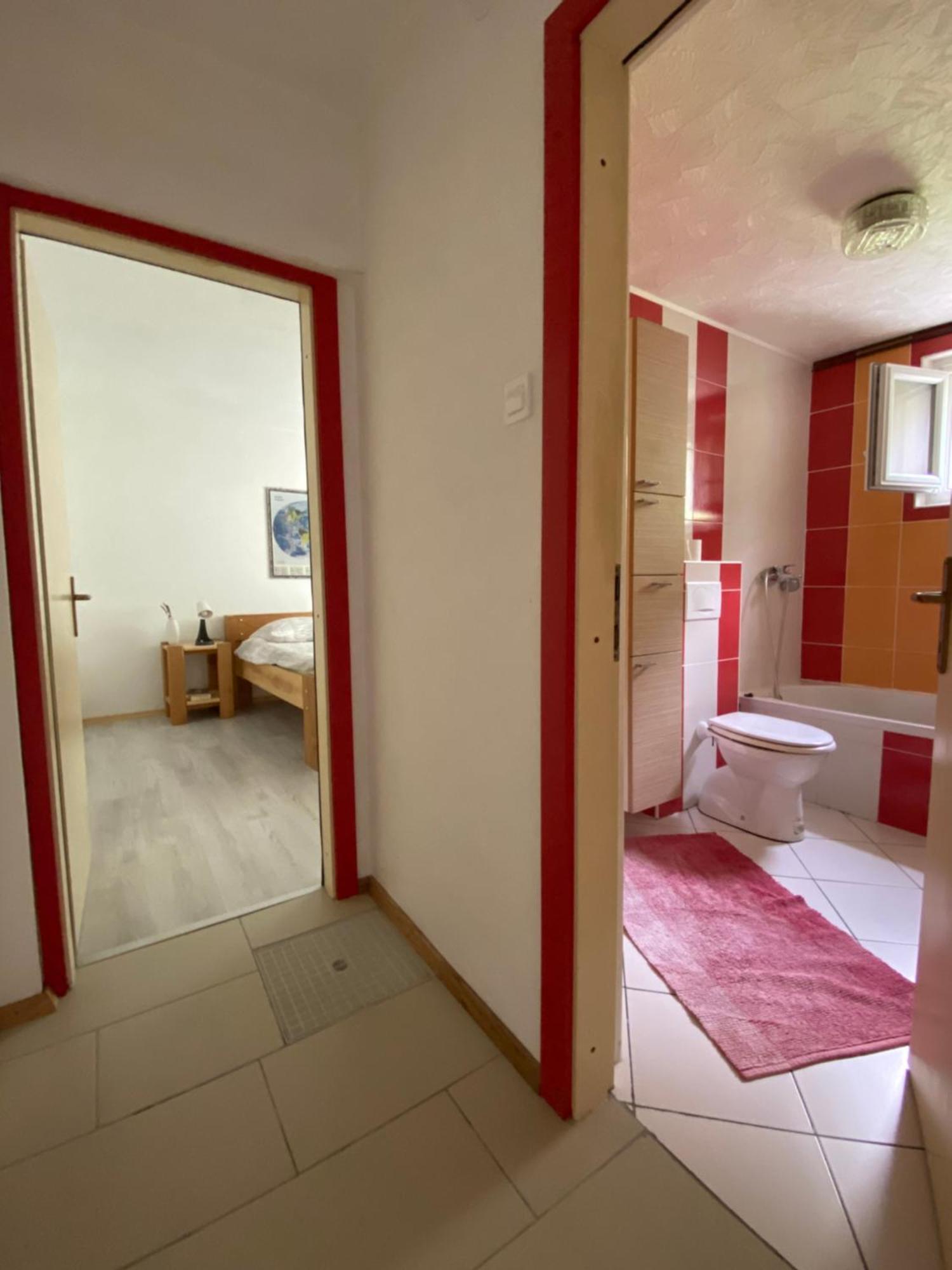 Trnovo Ob Soci Kuhala Apartamento Kobarid Exterior foto